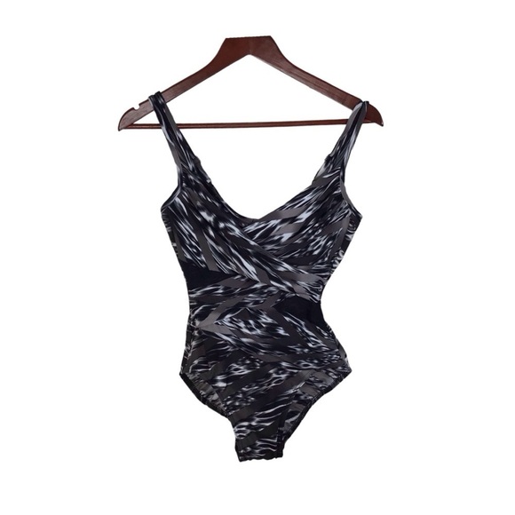 MIRACLESUIT Feline Fixation Madero Underwire One-Piece Swimsuit Size 8. - Picture 1 of 11
